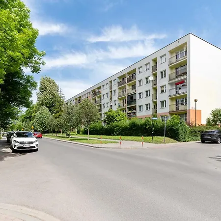 Apartamento Olsza Comfy By Bookinghost